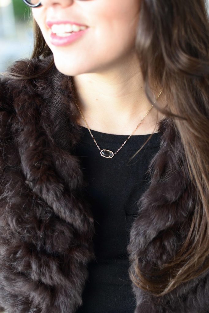 Kendra Scott dainty necklace