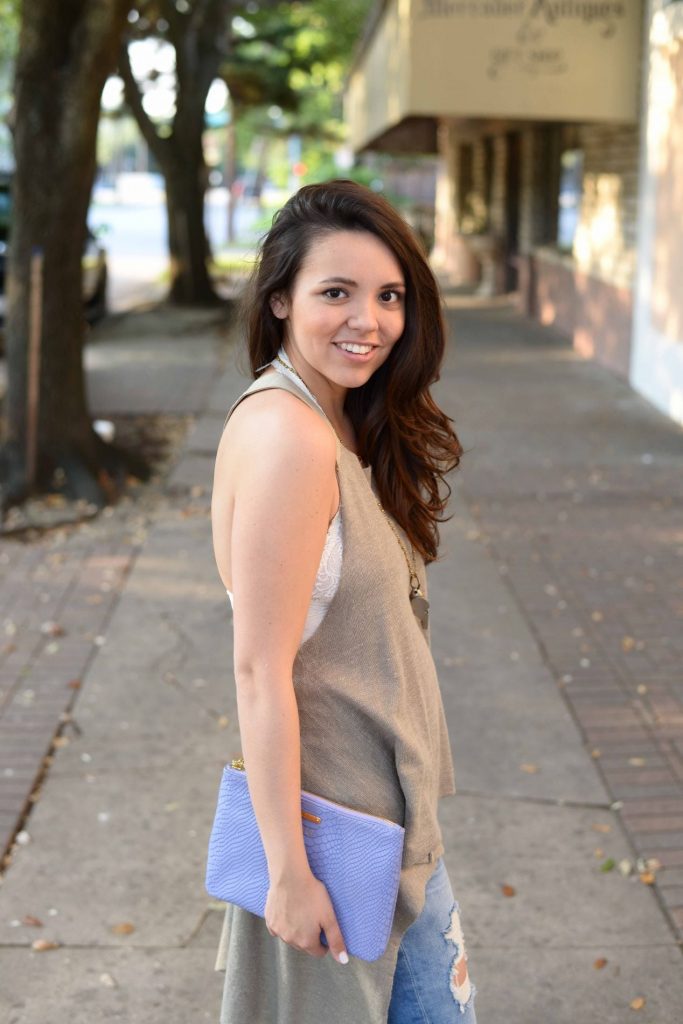 easy weekend casual look - Emerson Rose Houston