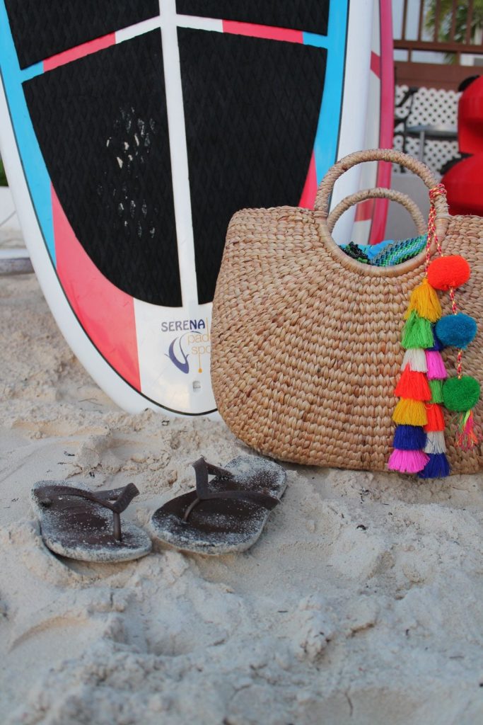 JADE tribe beach basket - colorful pom pos 