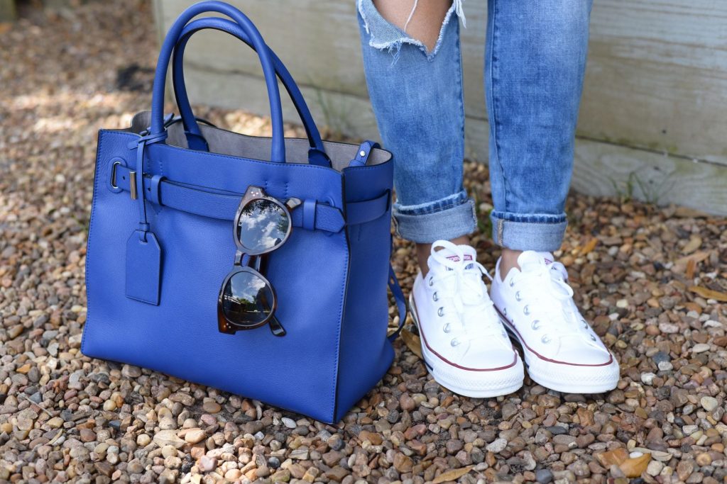 Blue jeans + Converse