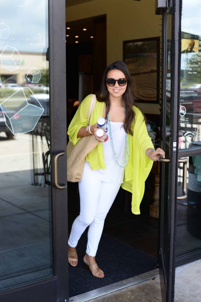 Starbucks Refreshers - Revitalizing Energy - Girl Wonder Life