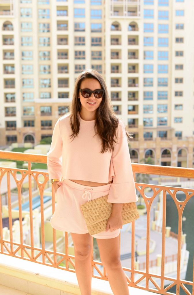 Alex Carreno - Travel Blogger- The Palm, Jumeriah Marina Dubai