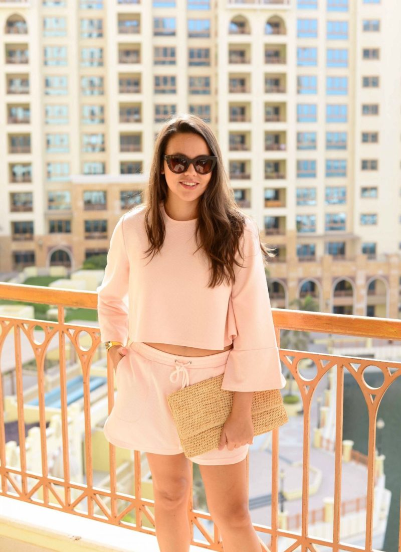 Alex Carreno - Travel Blogger- The Palm, Jumeriah Marina Dubai