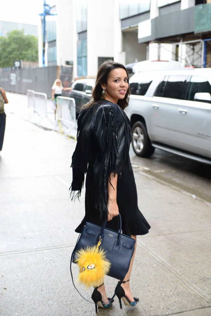 Street Style of NYFW - Alexandra Carreno - Girl Wonder Life