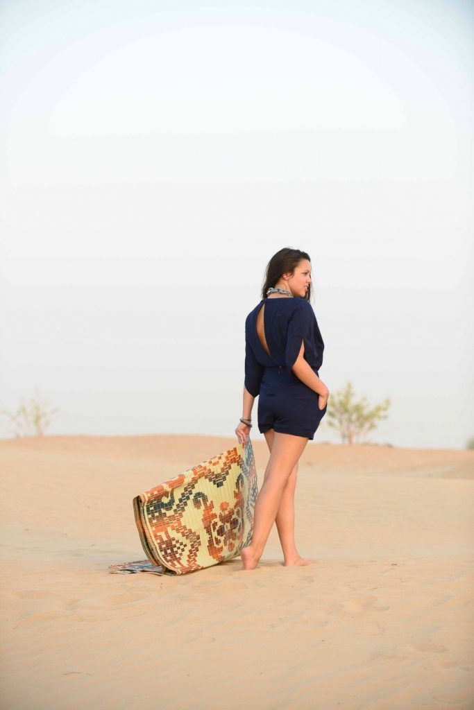 Dubai Desert - Girl Wonder Life