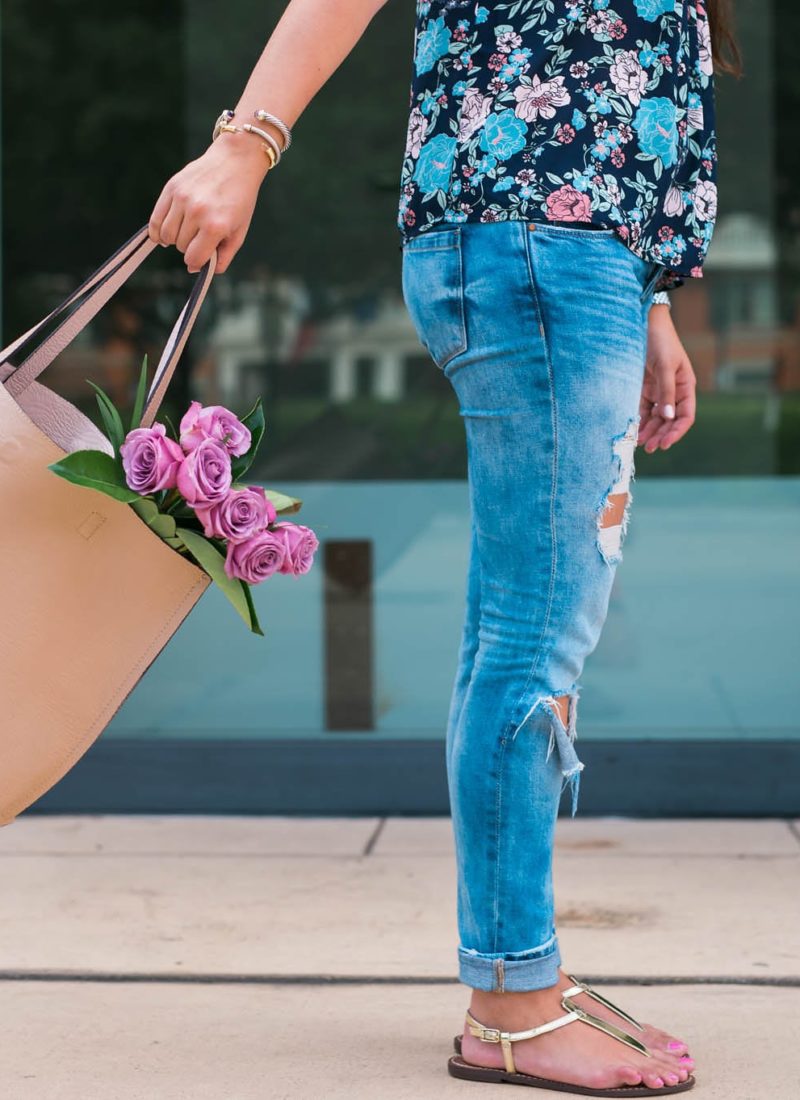 Farmers market tote & flowers