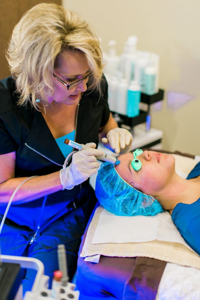 Hydrafacial MD treatment process