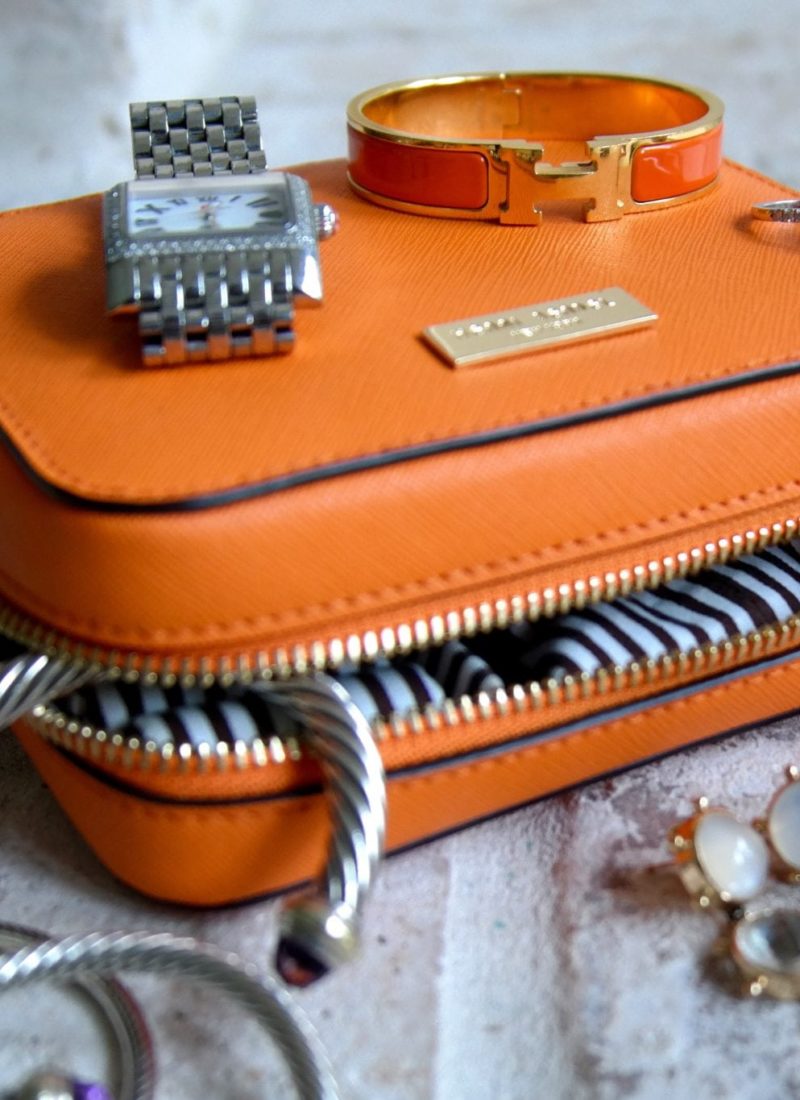 Keeping your jewelry safe during holiday travel