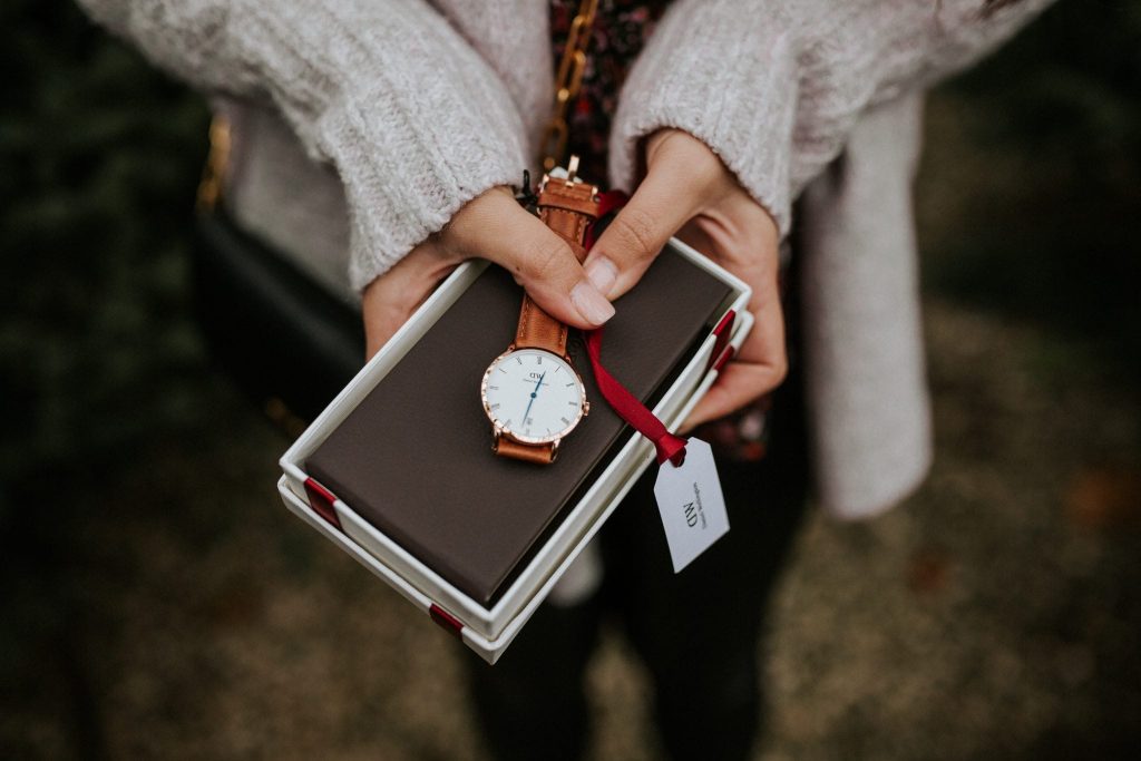 Give the gift of a timeless Daniel Wellington watch this holiday season