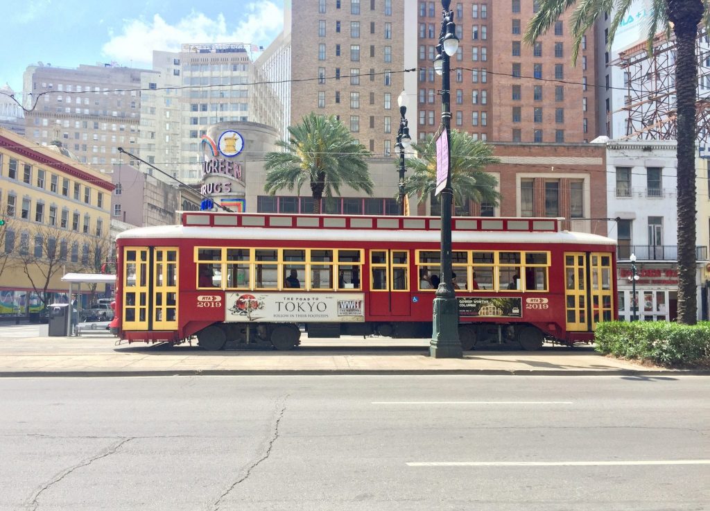 Travel New Orleans like a local