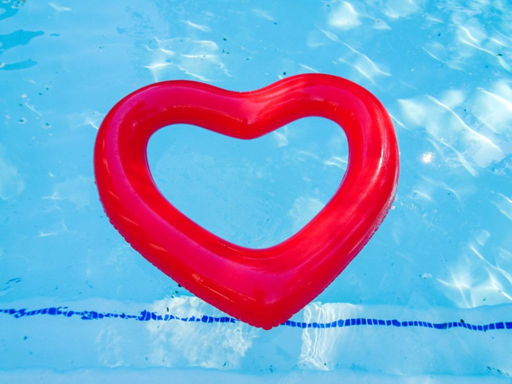 Ban.Do Heart pool float 