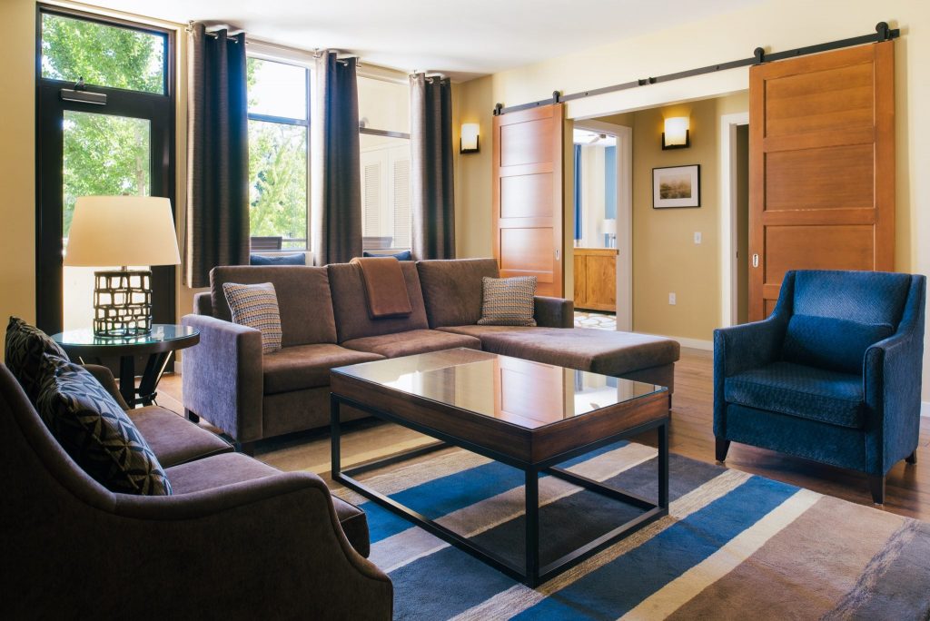 Fitch Mountain Suite - 235 Suites California 