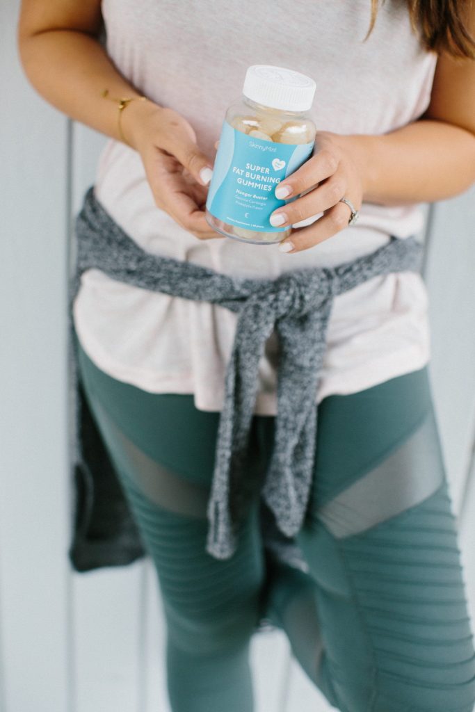 Green mesh paneled workout leggings