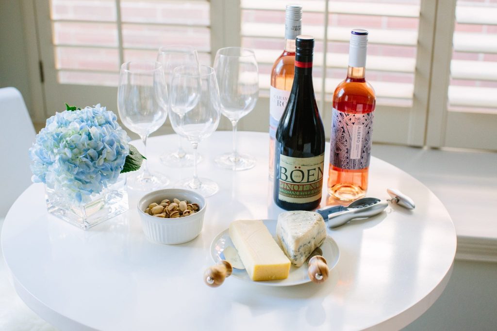 Late summer entertaining ideas | The best wine and cheese ideas for a house party