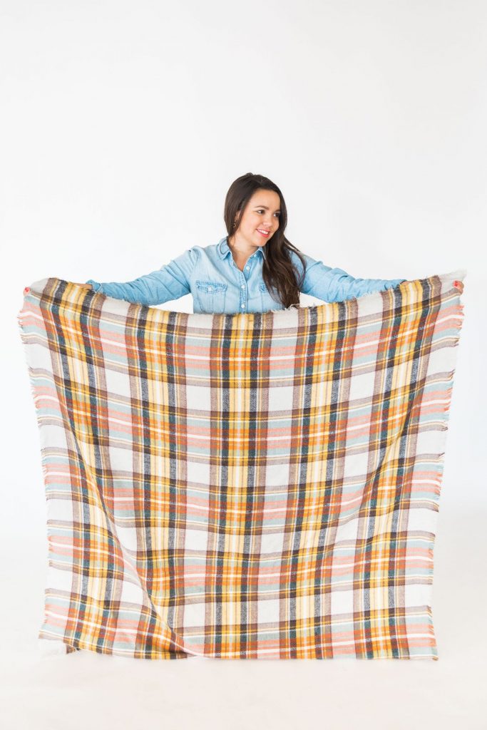 blanket scarf tutorial, how to tie a blanket scarf