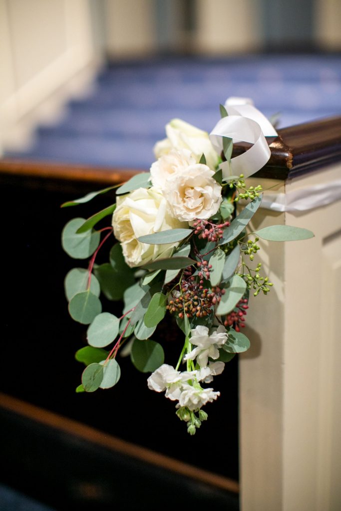 Wedding aisle flowers