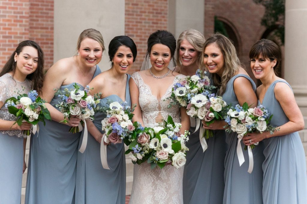 wedding day photo ideas, bridesmaid photos