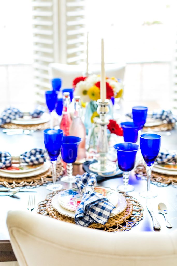 Easy and chic mother's day tablescape 