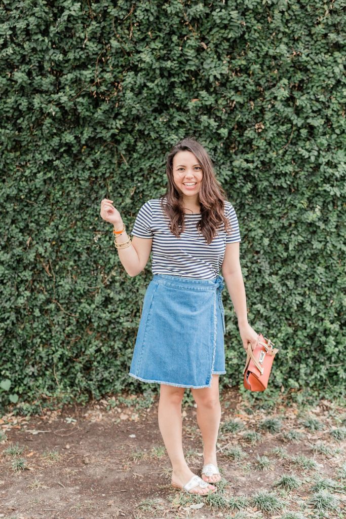 denim wrap skirt, preppy outfit ideas