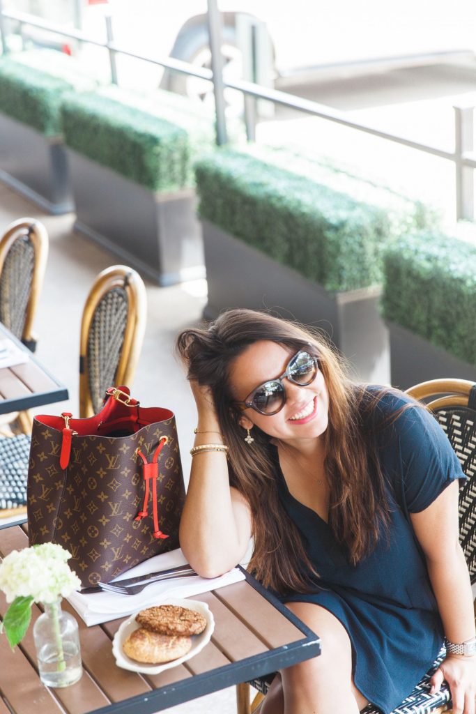 Louis Vuitton NeoNoe bucket bag 