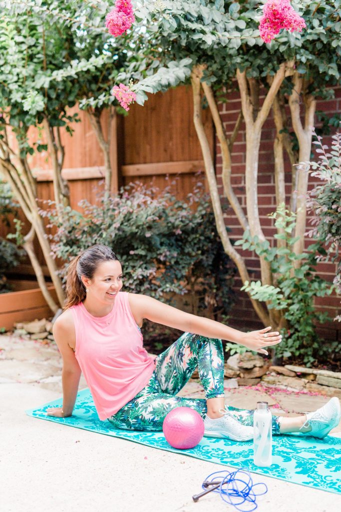 Quick workouts at home, easy workout outfits | Girl Wonder Life