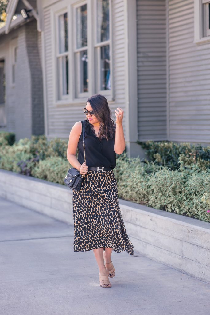 How to wear leopard for daytime occasions 