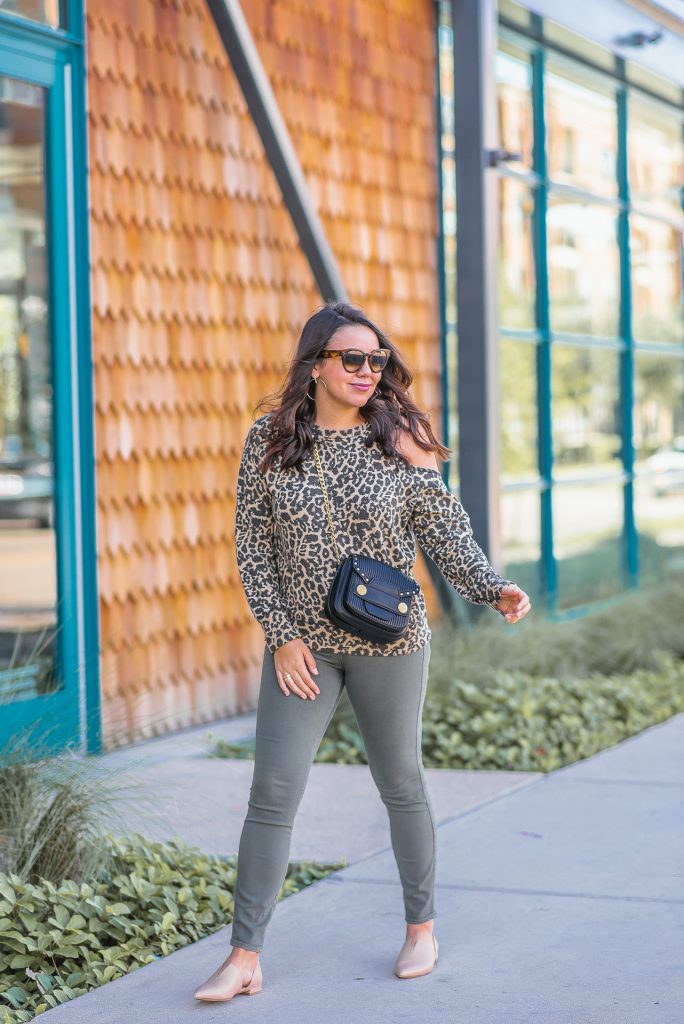 trendy leopard print closet pieces 