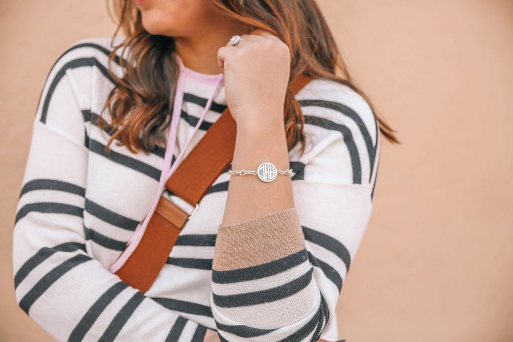Monogrammed bracelet, simple jewelry ideas
