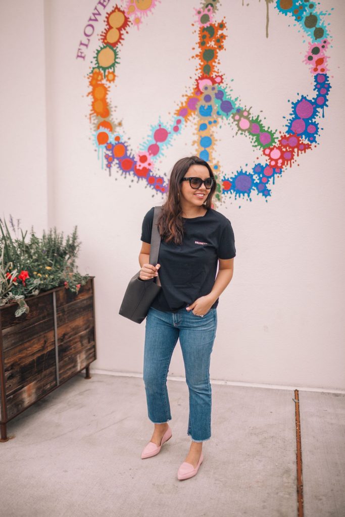Brunette t-shirt, cropped denim outfit