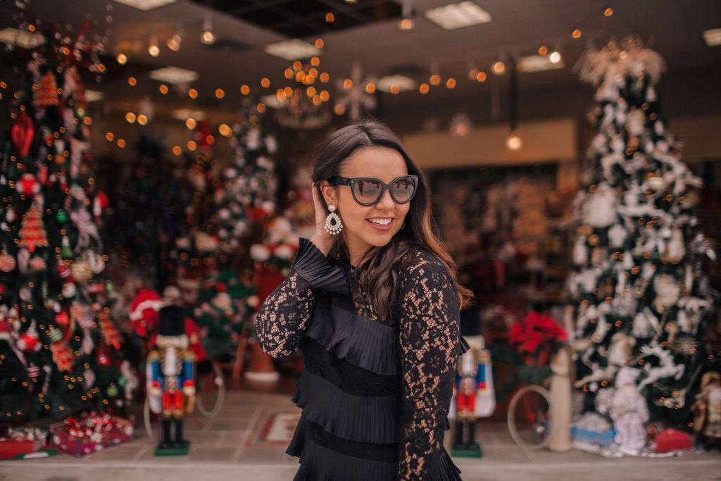 Holiday style outfit idea | Girl Wonder Life