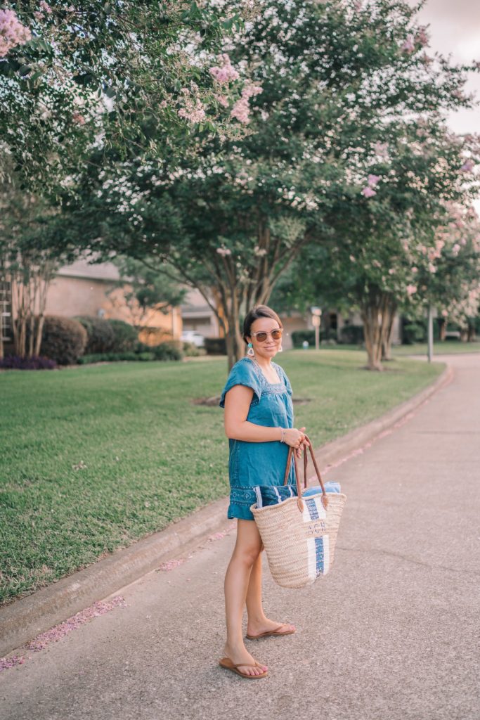 Pool day outfit ideas, woven basket tote