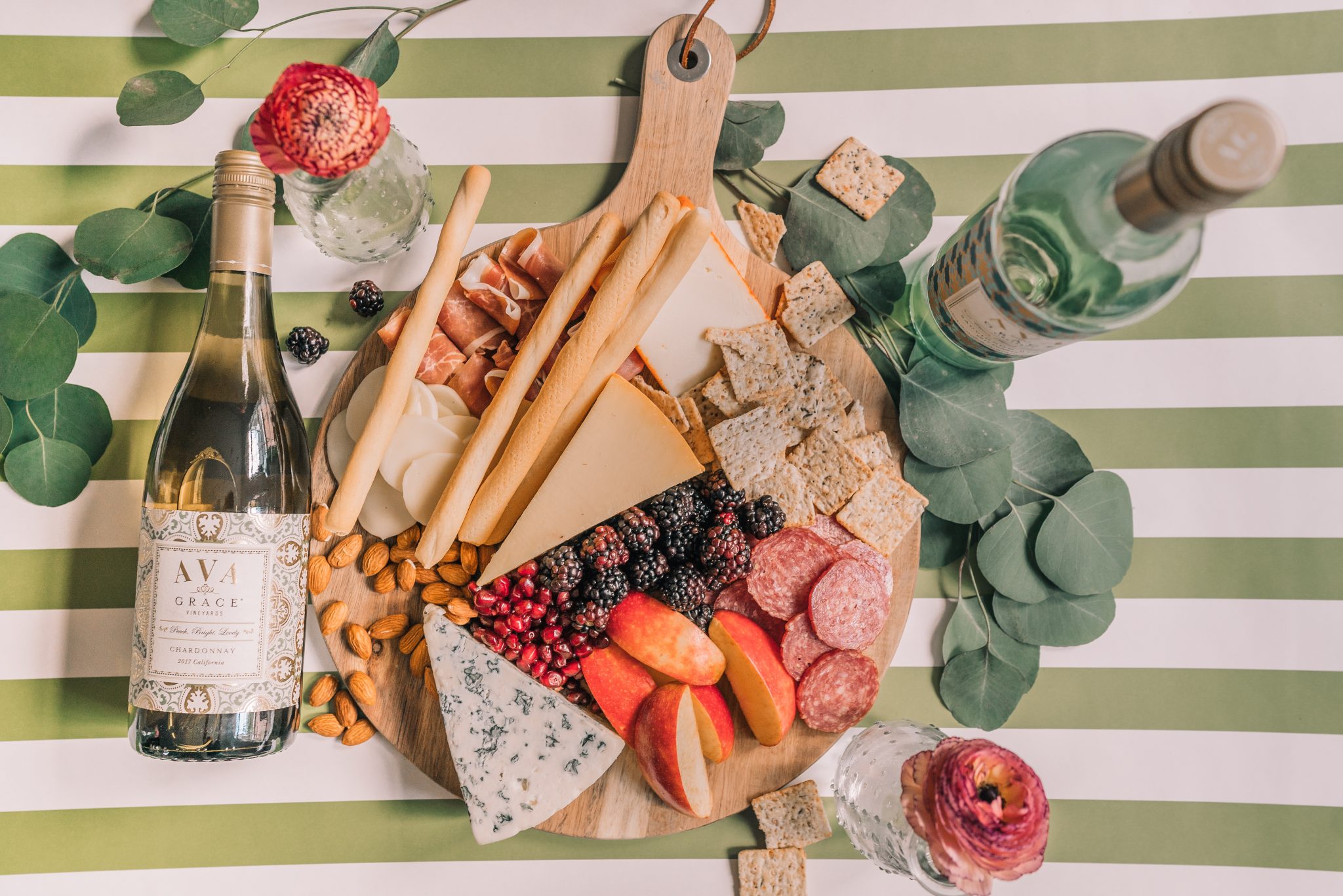 Creating the ultimate charcuterie board at home