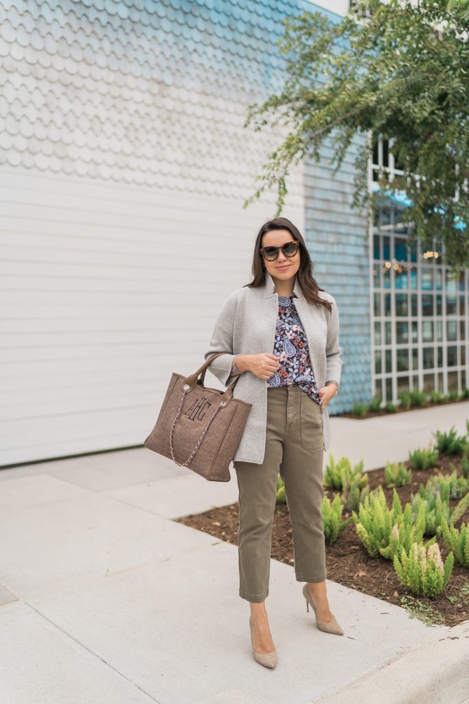 Olive cropped pants and floral top outfit pairing 