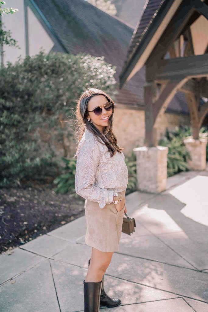 3 Snakeskin Print Trend Outfit Ideas