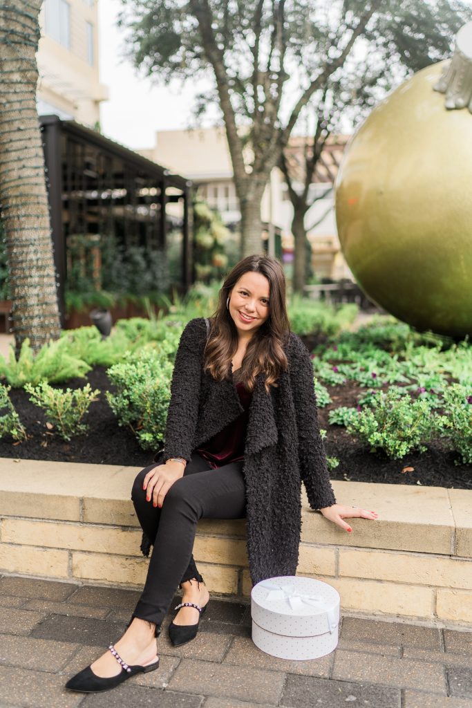 Casual holiday outfit ideas | Adored by Alex