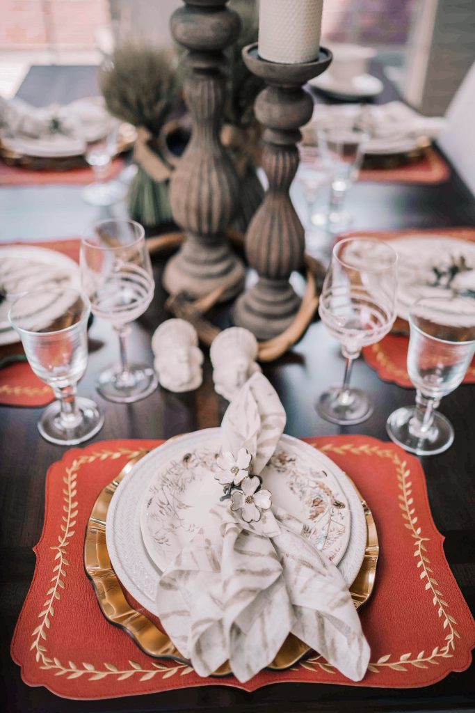 Classic neutral Thanksgiving table decor | Adored by Alex