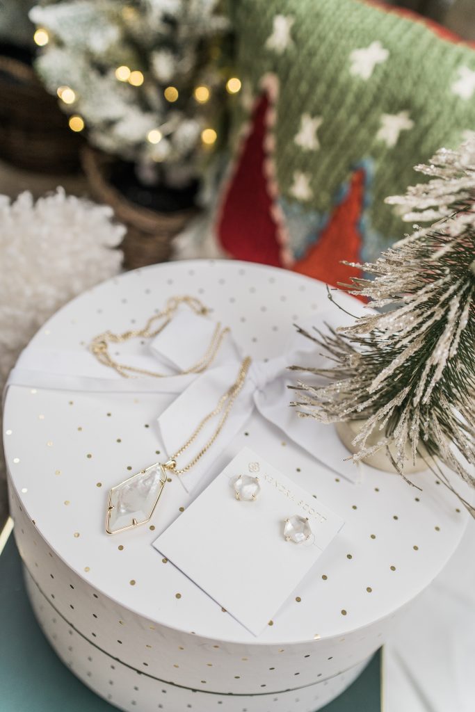 Kendra Scott Ryan stud earrings and Lilith necklace | Adored by Alex