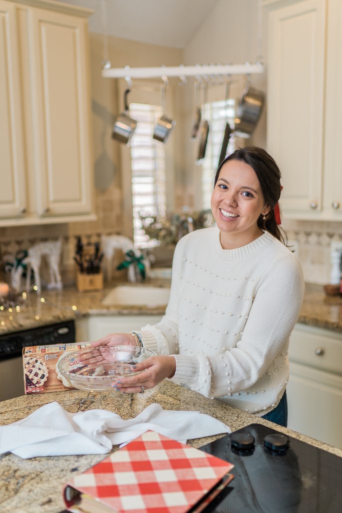 Using Pillsbury Rolled pie crust to make an apple pie