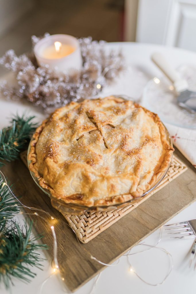 Easy and delicious apple pie for the holidays