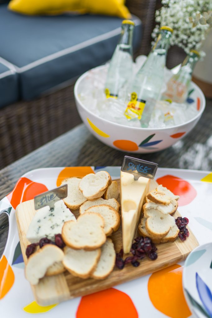 Summer appetizer and drink serving entertaining ideas