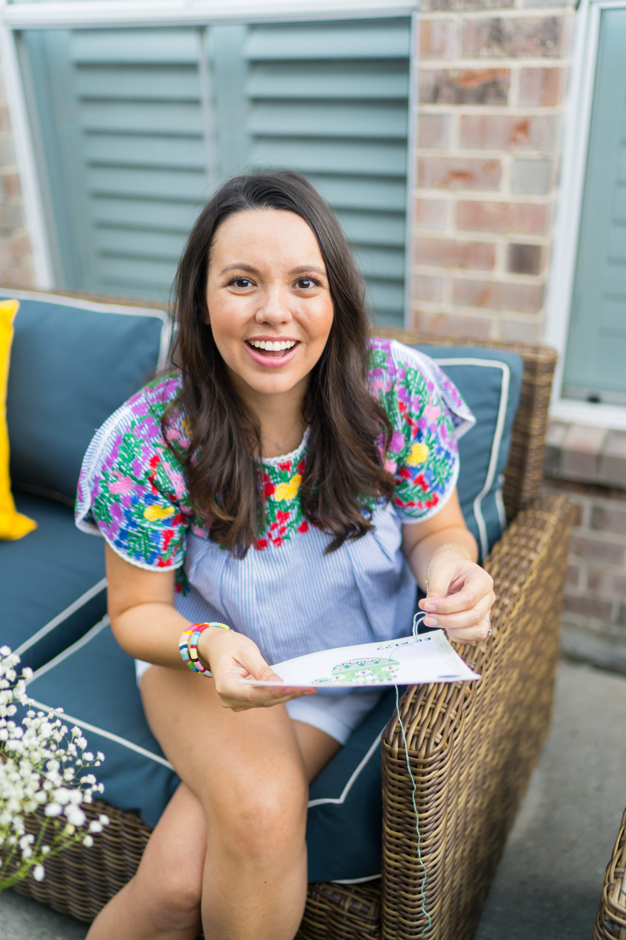 a beginners guide to needlepointing with tips and tricks