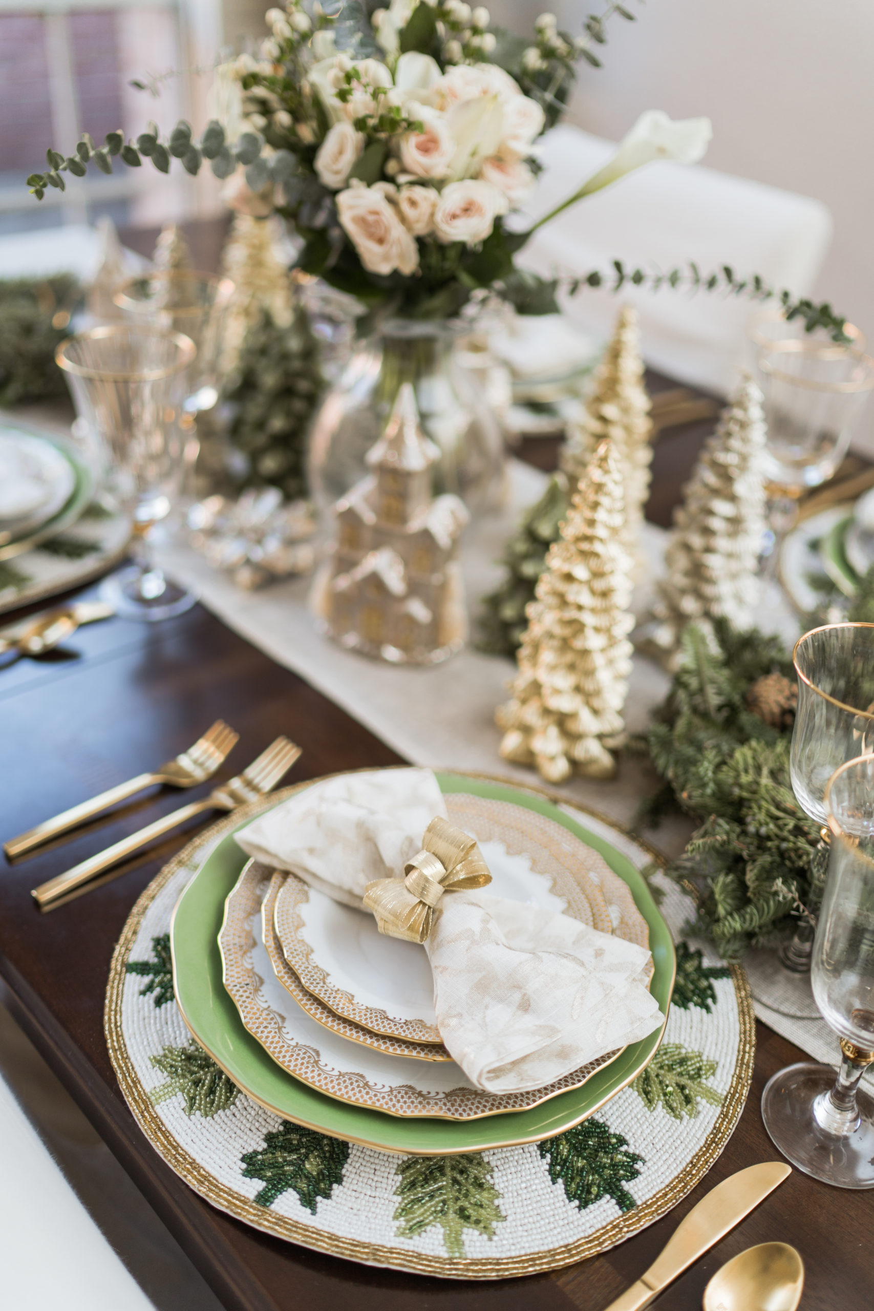 Herend fine china, Christmas tablescape