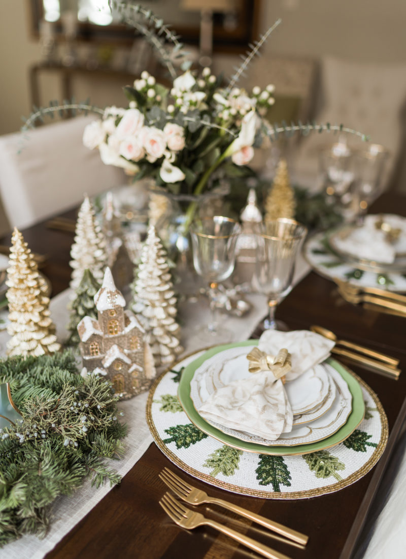 Elegant Green and Gold Christmas Tablescape