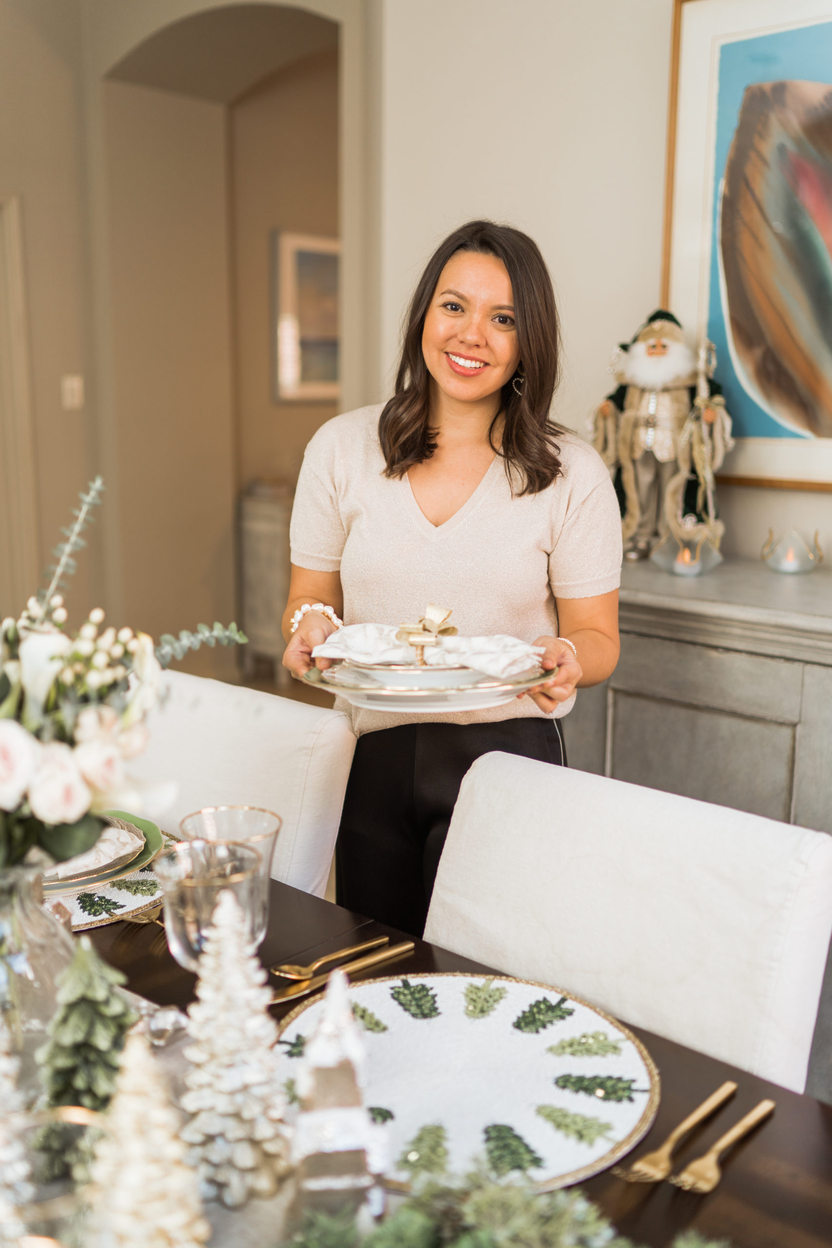 Elegant Christmas tablescape