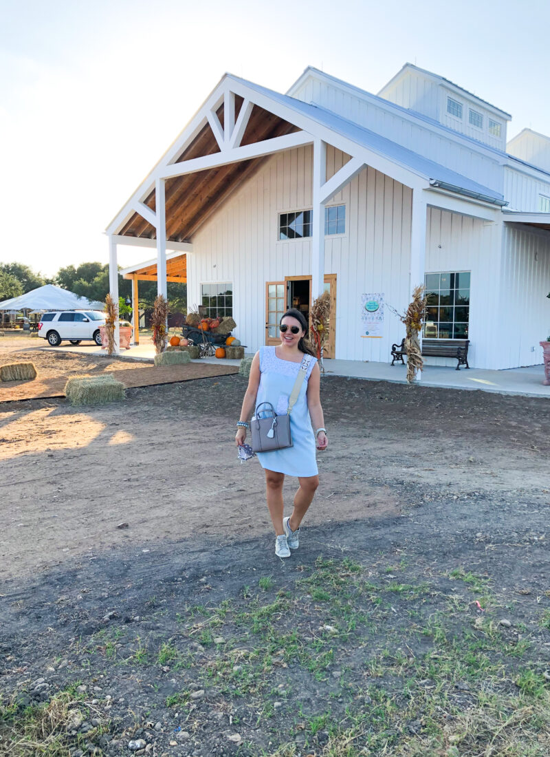 Round Top antiques show outfit ideas | Girl Wonder Life